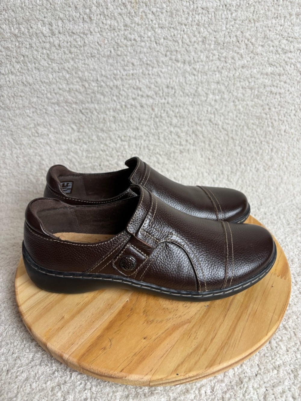 Clarks‎ Shoes Womens 6.5M Brown Cora Poppy Slip On Padded Arch Support Leather